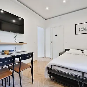 https://apt-le-joyau-app-4-personnes.fr-paris.fr